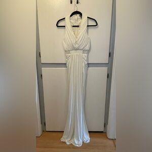 Gracia Athena Gown in Ivory